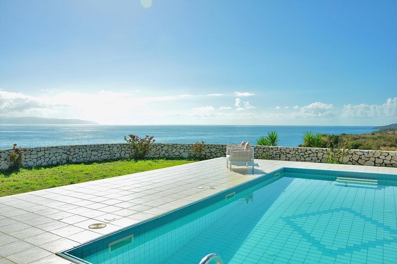 Seafront Villa Kefaloniaprivatevillas Trapezaki  Dış mekan fotoğraf